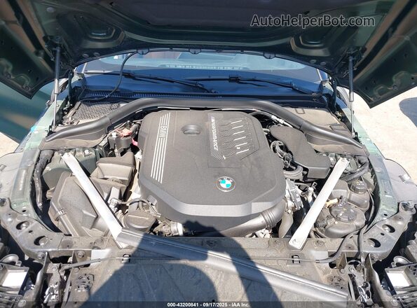 WBAHF9C04SWY38921 2025 BMW Z4 Green Вид ззаду