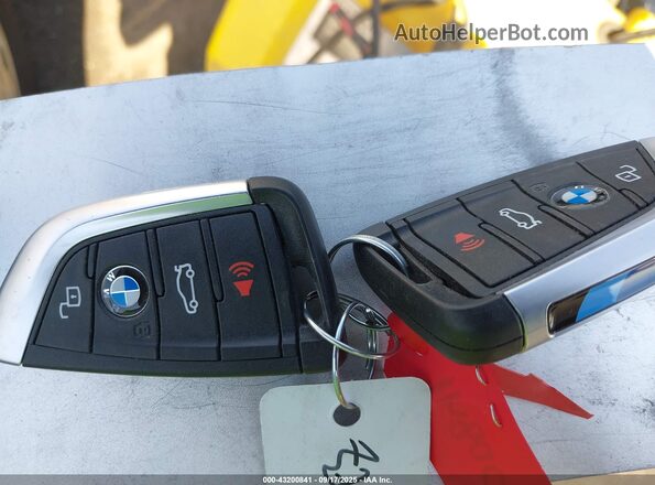 WBAHF9C04SWY38921 2025 BMW Z4 Green Вид панелі приладів