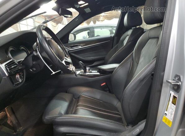 WBAJA5C57KWW25692 2019 BMW 5 SERIES Silver Вид салону спереду