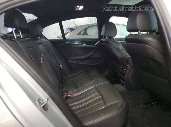 WBAJA5C57KWW25692 2019 BMW 5 SERIES Silver Вид задніх сидінь