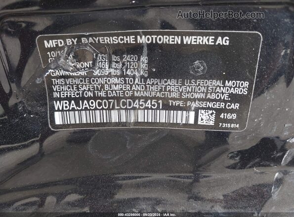 WBAJA9C07LCD45451 2020 BMW 5 SERIES Black Engine compartment view