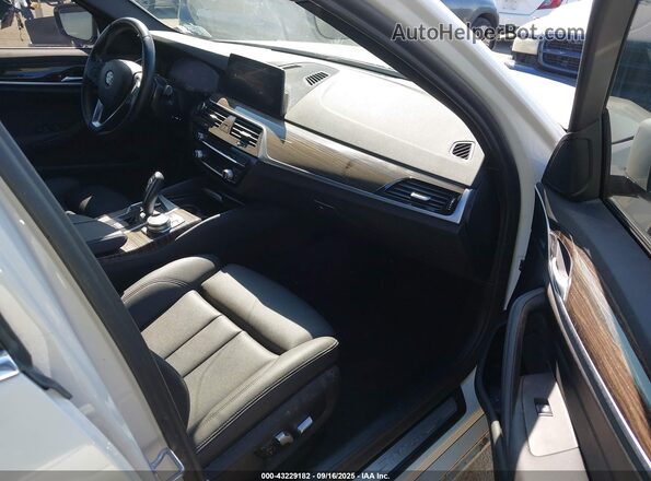 WBAJR3C01LWW62529 2020 BMW 5 SERIES White Front interior view