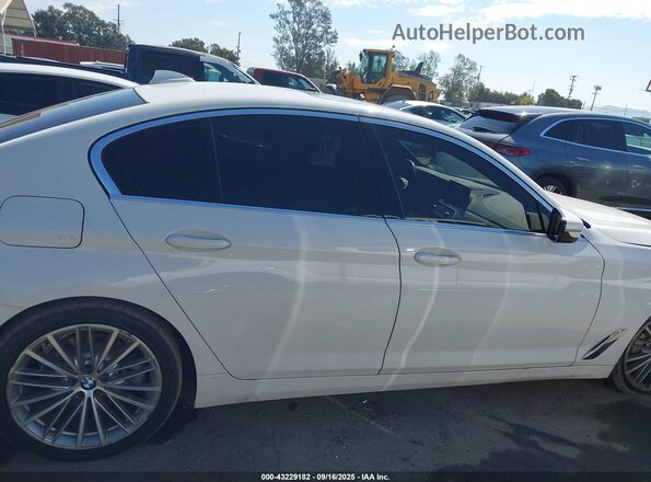 WBAJR3C01LWW62529 2020 BMW 5 SERIES White Rear interior view