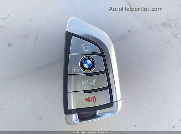 WBAJR3C01LWW62529 2020 BMW 5 SERIES White Dashboard view