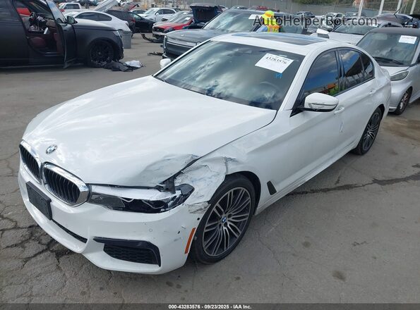 WBAJR3C0XLWW78406 2020 BMW 5 SERIES White Առջևի ձախ երեք քառորդ տեսարան