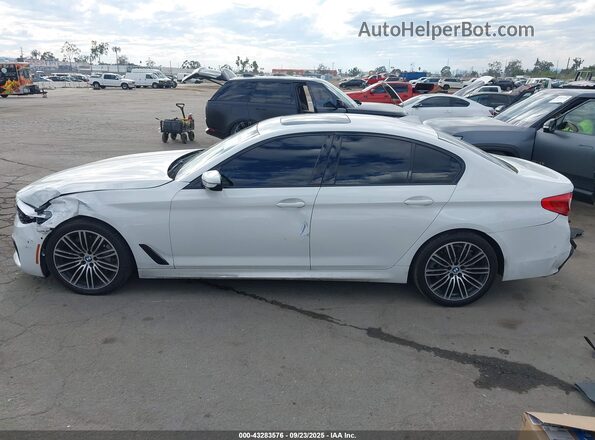 WBAJR3C0XLWW78406 2020 BMW 5 SERIES White Սալոնի 360 աստիճան տեսք