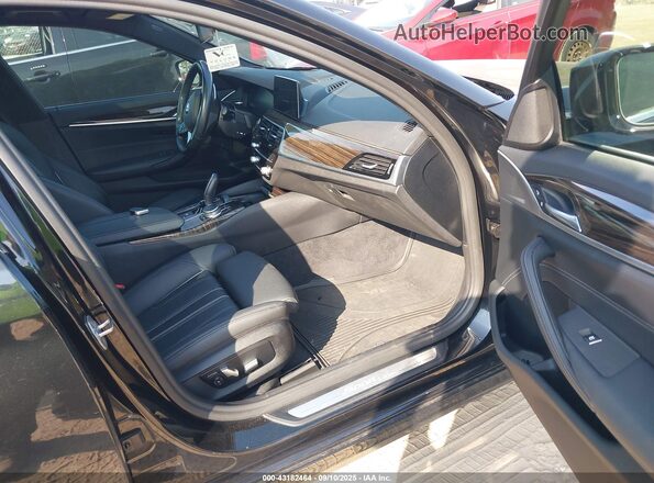 WBAJR7C05LCE49613 2020 BMW 5 SERIES Black Widok wnętrza z przodu