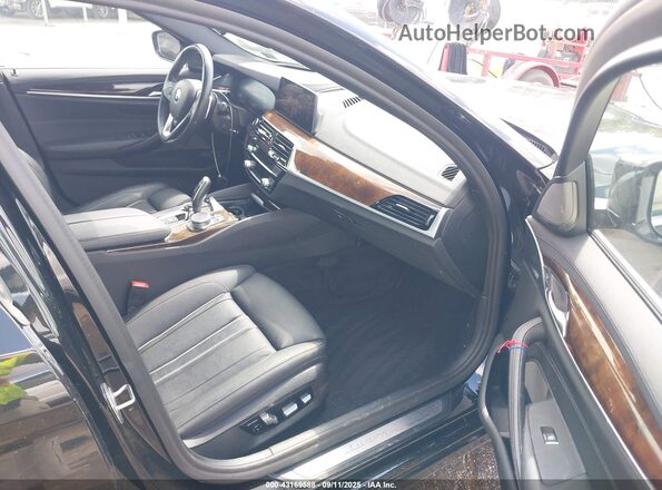 WBAJR7C0XLWW76369 2020 BMW 5 SERIES Black Front interior view