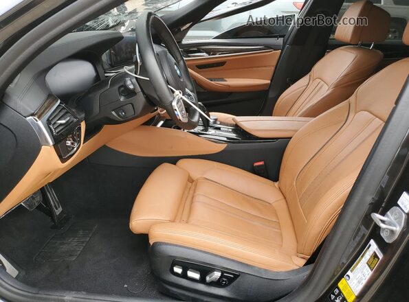 WBAJS7C08LCE26055 2020 BMW M5 Черный Вид салона спереди