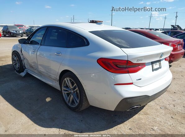 WBAJV6C54JBC99529 2018 BMW 6 SERIES White Tył lewy