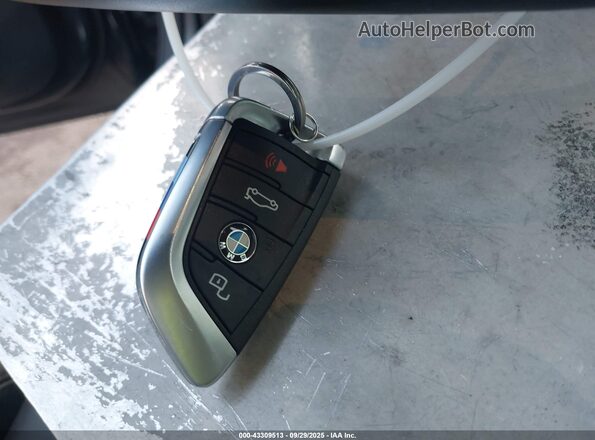 WBS13HK08SCU69516 2025 BMW M4 Gray წინა პანელის ხედი