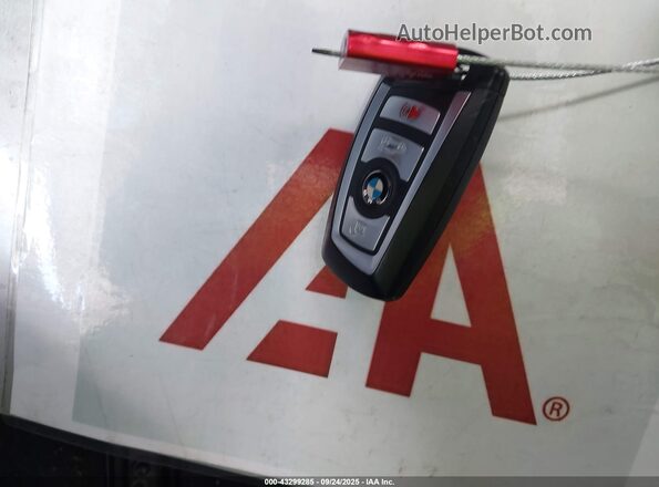WBS2U7C01L7E29334 2020 BMW M2 Silver Вид панелі приладів
