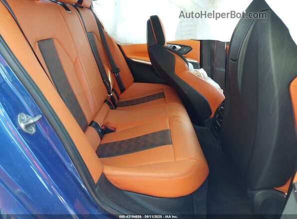WBS33AY09NFL93279 2022 BMW M3 Blue Widok naklejki z numerem VIN