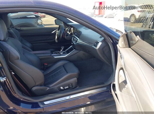 WBS33AZ06MCH33151 2021 BMW M4 Синий Вид салона спереди