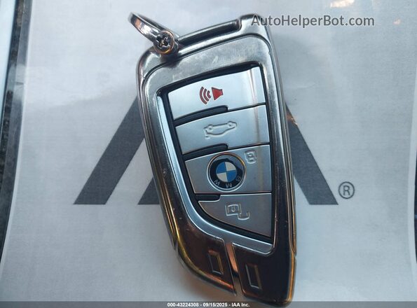 WBSAE0C08LCD92712 2020 BMW M8 Gray წინა პანელის ხედი