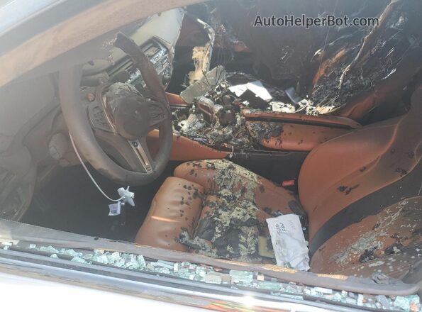 WBSJF0C50KB448216 2019 BMW M5 Gray Widok wnętrza z przodu