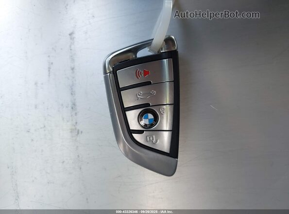 WBSJF0C52KB448251 2019 BMW M5 Black Вид панелі приладів