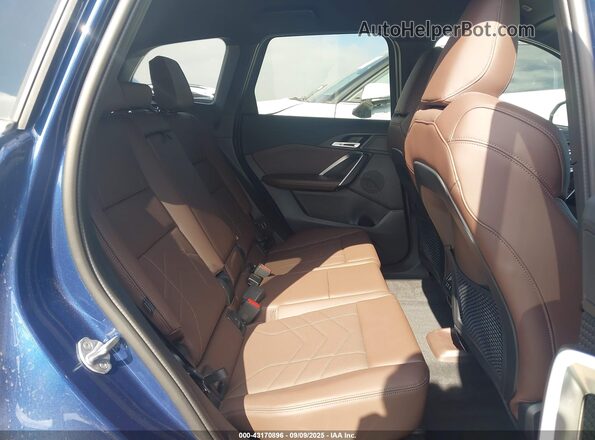WBX73EF06R5Z79567 2024 BMW X1 Blue VIN sticker view