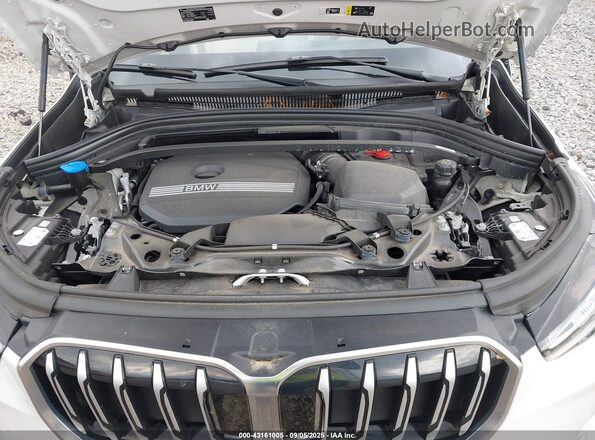 WBX73EF0XP5X50287 2023 BMW X1 White Widok z tyłu