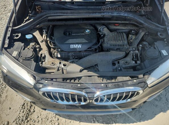 WBXHT3C32J5L27816 2018 BMW X1 Black 