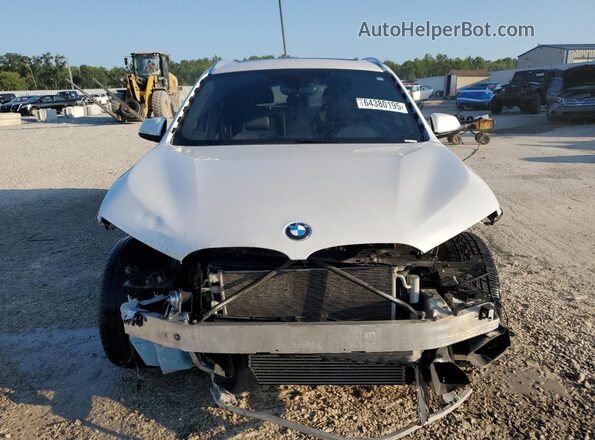 WBXHT3C36J5L28421 2018 BMW X1 Белый 