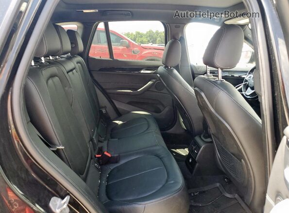 WBXHT3C3XJ5K22005 2018 BMW X1 Black 