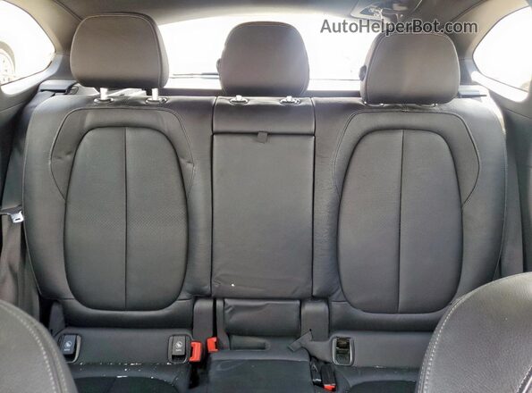 WBXHT3C3XJ5K22005 2018 BMW X1 Black 