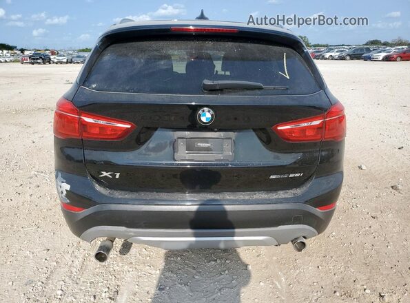WBXHU7C37J5L08196 2018 BMW X1 Black 