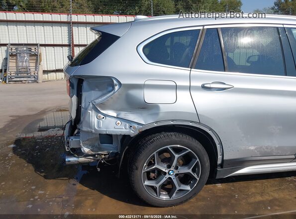 WBXHU7C51K5L09959 2019 BMW X1 Silver Вид спереду
