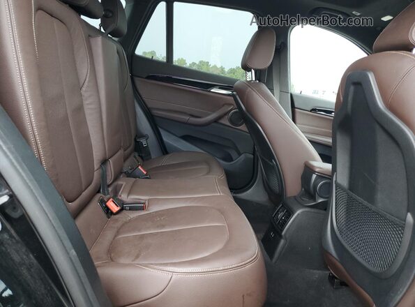 WBXJG7C00M5T40281 2021 BMW X1 Black 