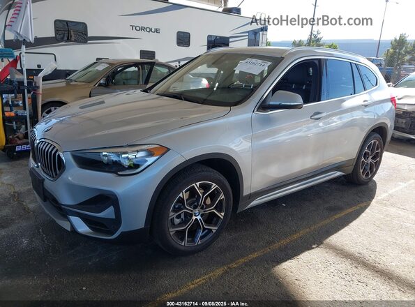 WBXJG7C03M5T87840 2021 BMW X1 Silver 