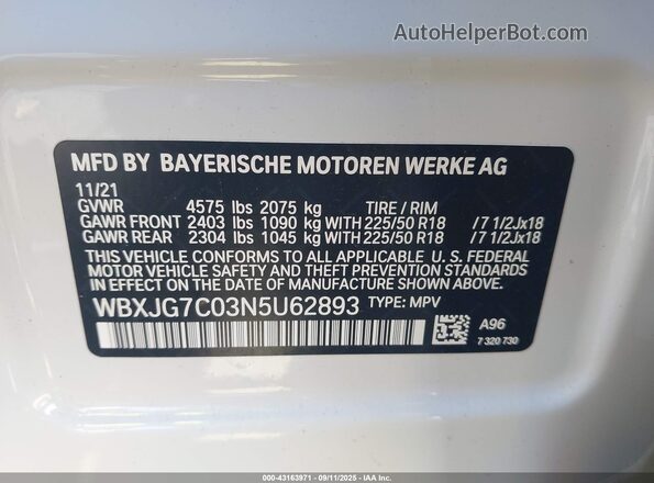 WBXJG7C03N5U62893 2022 BMW X1 White ძრავის განყოფილების ხედი