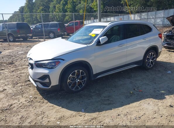 WBXJG7C03N5U62893 2022 BMW X1 White წინა მარცხენა ხედი სამი მეოთხედიდან