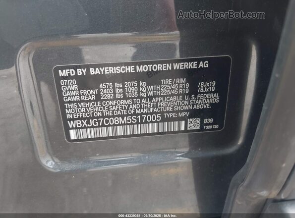 WBXJG7C08M5S17005 2021 BMW X1 Gray Engine compartment view