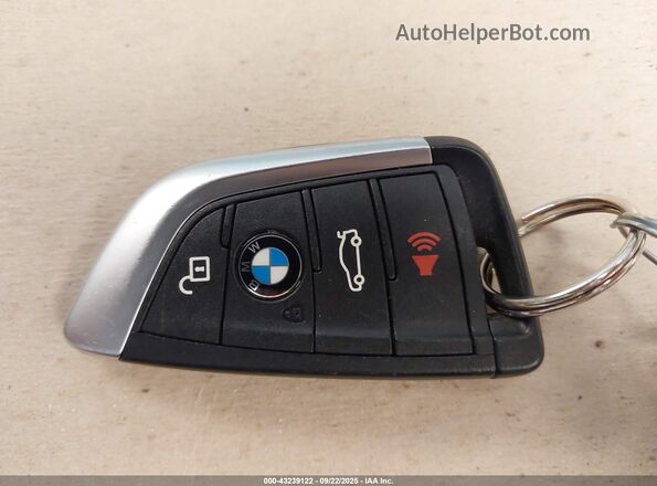 WBXJG9C09M5S01939 2021 BMW X1 Gray 