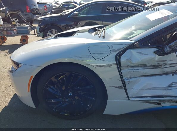 WBY2Z2C58GV675964 2016 BMW I8 White Vista frontal