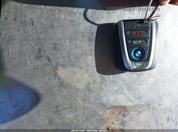 WBY2Z2C58GV675964 2016 BMW I8 White Vista del salpicadero