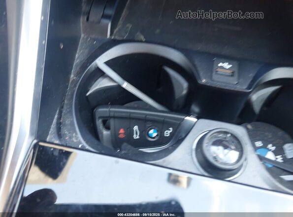 WBY43AW02PFP93409 2023 BMW I4 White Вид задніх сидінь