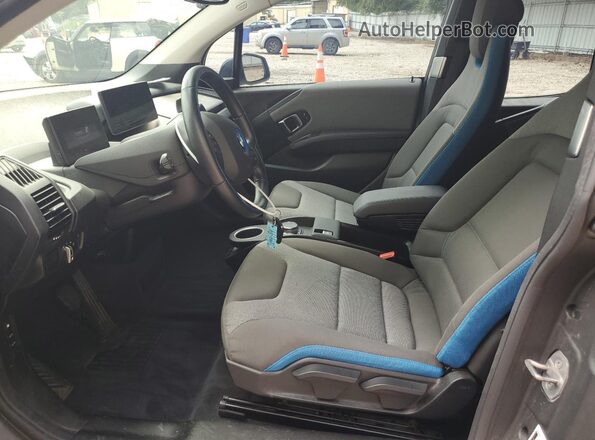 WBY8P8C0XM7J30517 2021 BMW I3 White წინა სალონის ხედი