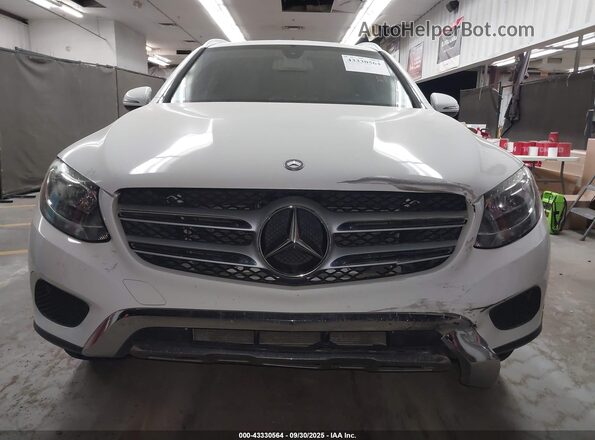 WDC0G4JB0HF236881 2017 MERCEDES-BENZ GLC 300 White ხელსაწყოთა პანელის ხედი