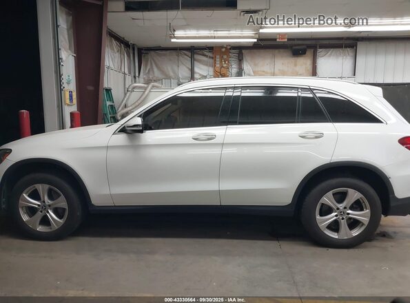 WDC0G4JB0HF236881 2017 MERCEDES-BENZ GLC 300 White სალონის 360-გრადუსიანი ხედი