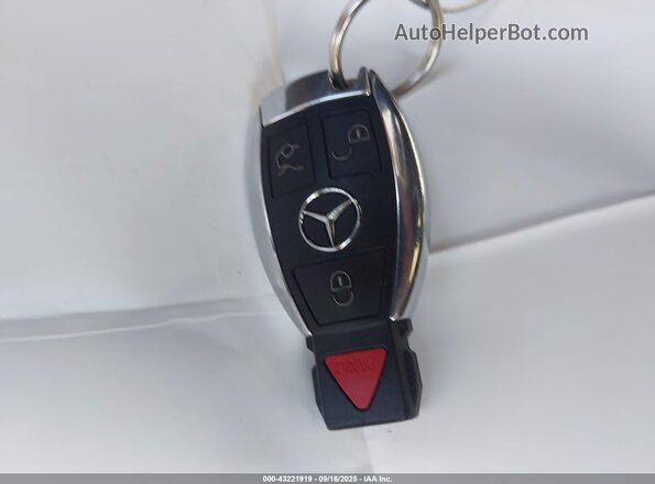 WDC0G4JB2GF103571 2016 MERCEDES-BENZ GLC 300 White Вид панелі приладів