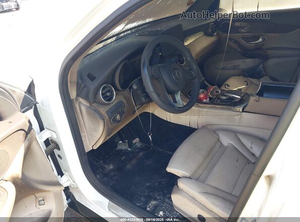 WDC0G4JB2GF103571 2016 MERCEDES-BENZ GLC 300 White Панорамний вид салону 360°
