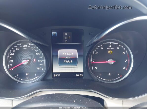 WDC0G4JB2JV024429 2018 MERCEDES-BENZ GLC 300 White Widok tylnych siedzeń