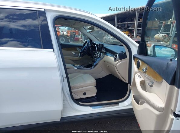 WDC0G4JB2JV024429 2018 MERCEDES-BENZ GLC 300 White Widok wnętrza z przodu