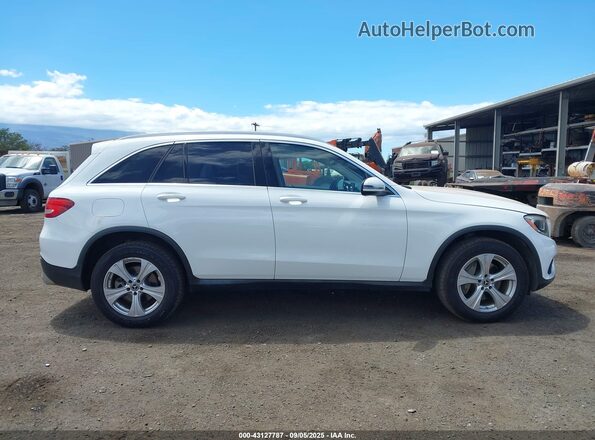 WDC0G4JB2JV024429 2018 MERCEDES-BENZ GLC 300 White Widok wnętrza z tyłu
