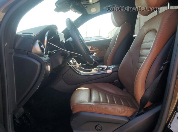 WDC0G4JBXJV065262 2018 MERCEDES-BENZ GLC-CLASS Brown 