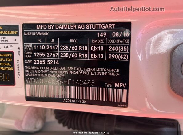 WDC0G4KB6HF142485 2017 MERCEDES-BENZ GLC 300 White Engine compartment view