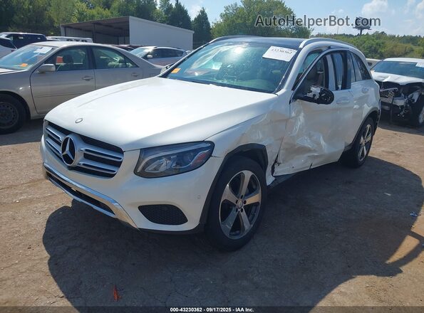 WDC0G4KB6HF148108 2017 MERCEDES-BENZ GLC 300 White Przód lewy