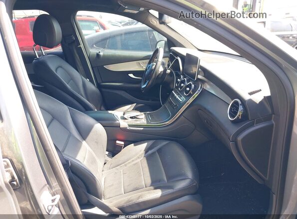 WDC0G5EBXKF602871 2019 MERCEDES-BENZ GLC 350E Gray Vista interior delantera
